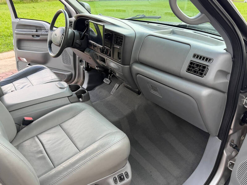 2002 Ford Excursion XLT