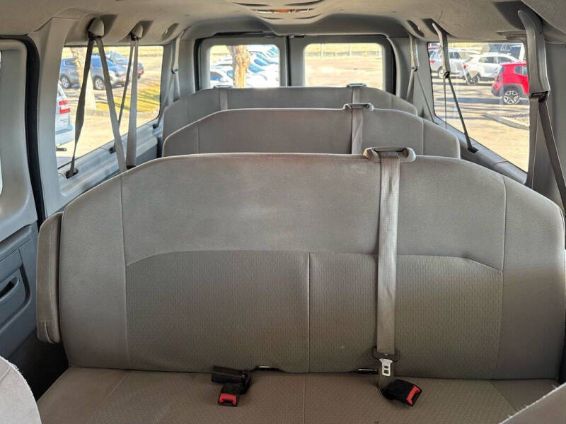 2013 Ford E-Series E-350 SD XLT