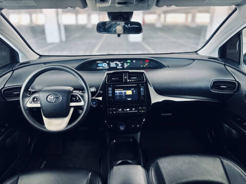 2018 Toyota Prius Two