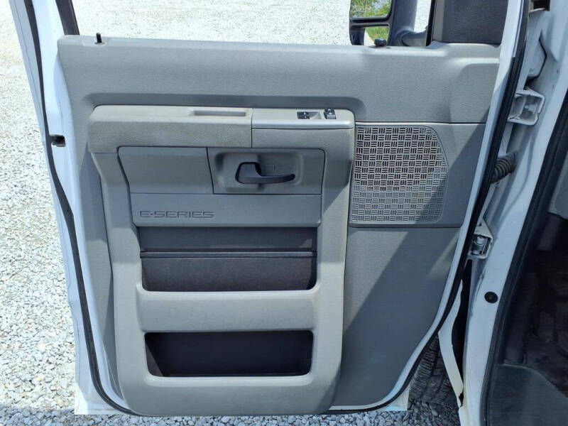 2023 Ford E-Series