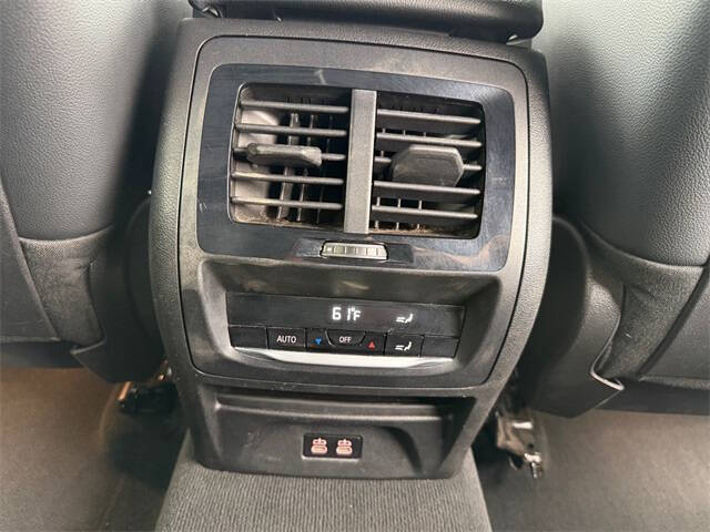 2023 BMW X4 xDrive30i