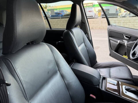 2011 Volvo XC90 3.2