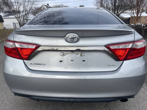 2016 Toyota Camry XSE