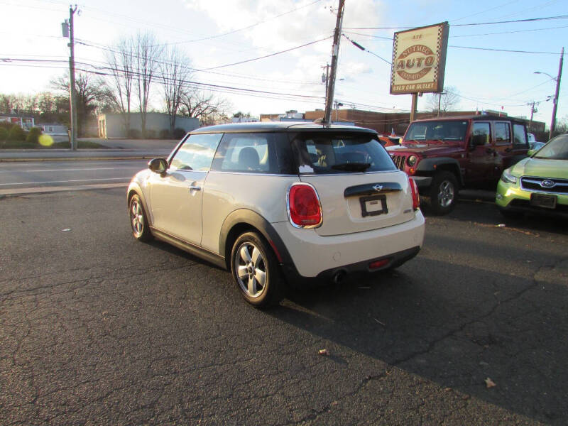 2017 MINI Hardtop 2 Door Cooper