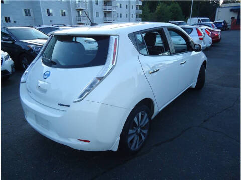 2015 Nissan LEAF