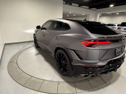 2023 Lamborghini Urus S