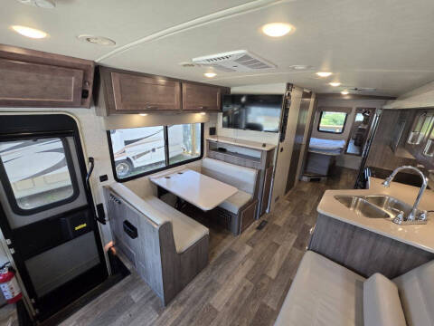 2020 Winnebago Vista