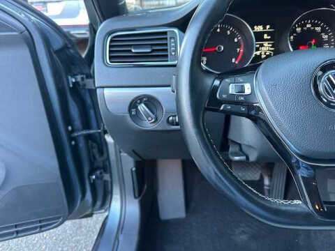 2016 Volkswagen Jetta 1.8T Sport