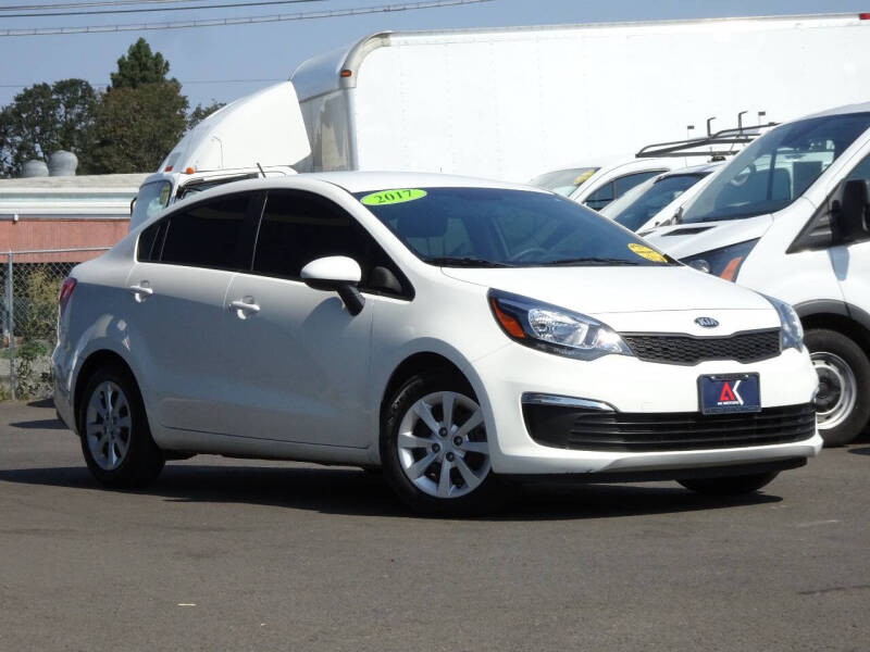 2017 Kia Rio LX photo 2