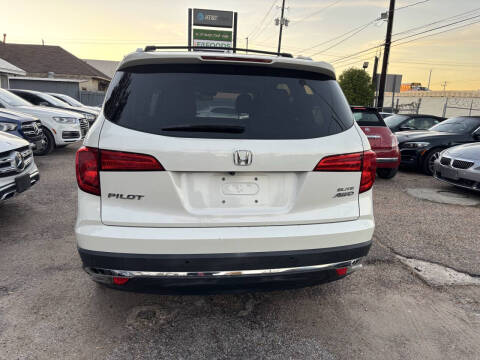 2017 Honda Pilot Elite