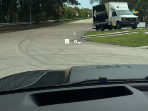 2023 Land Rover Defender 130 SE