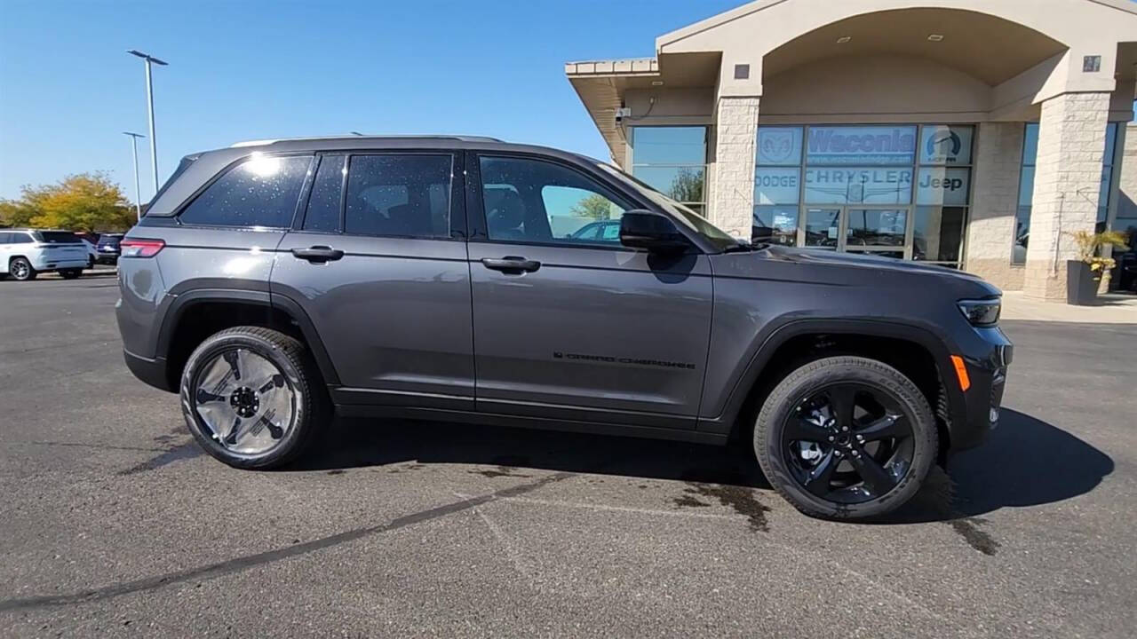 2025 Jeep Grand Cherokee for sale at Victoria Auto Sales in Victoria, MN