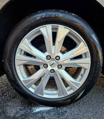 2018 Nissan Pathfinder Platinum