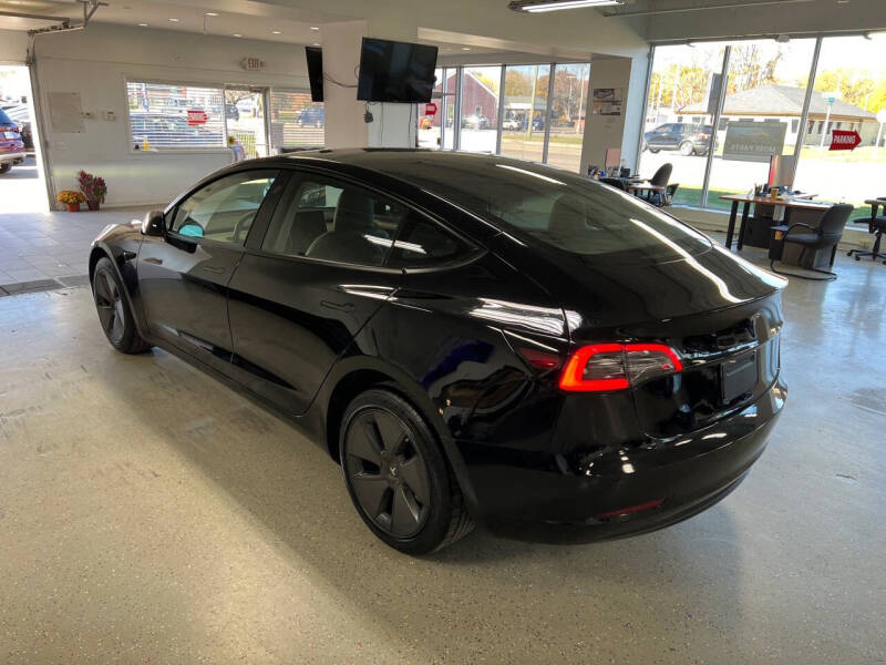 2022 Tesla Model 3 Base photo 7