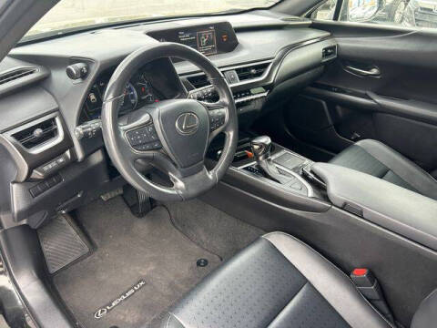 2019 Lexus UX 200
