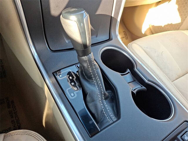 2015 Toyota Camry Hybrid