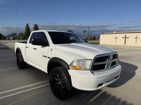 2010 Dodge Ram 1500 for sale at PERRYDEAN AERO AUTO SALES in Sanger CA
