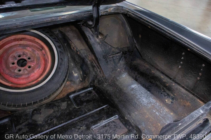 1961 Ford Thunderbird