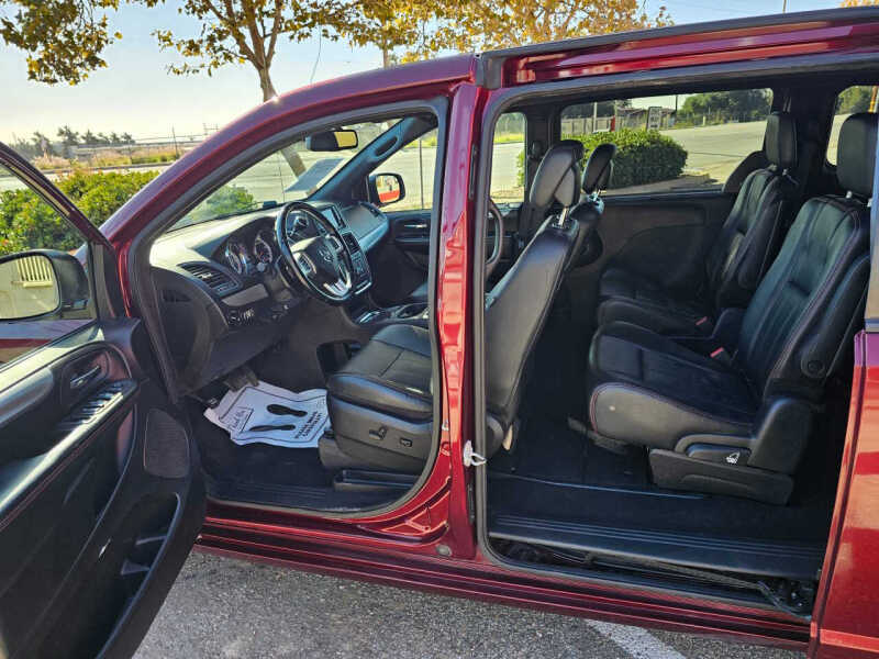 2020 Dodge Grand Caravan GT