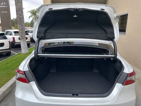 2023 Toyota Camry Hybrid XLE