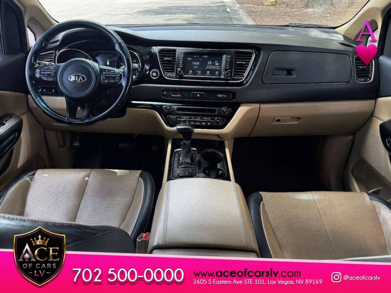 2017 Kia Sedona