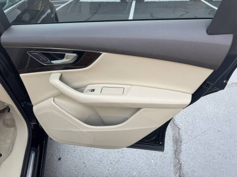 2019 Audi Q7 quattro SE Premium 55 TFSI