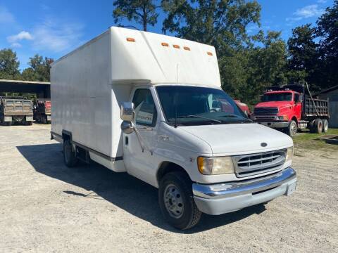 2001 Ford E-Series for sale at Davenport Motors in Plymouth NC