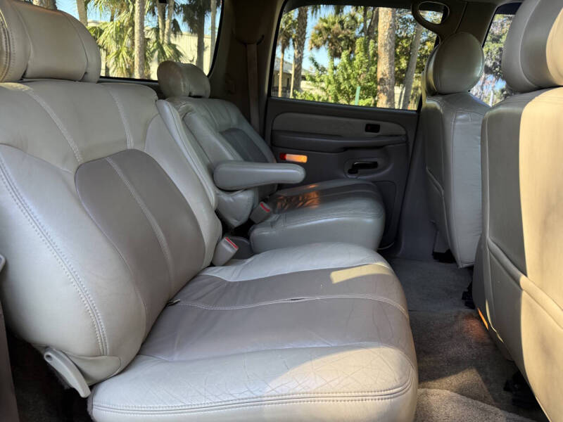 2001 GMC Yukon XL Denali