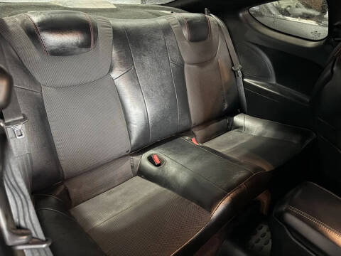 2014 Hyundai Genesis Coupe 3.8 R-Spec