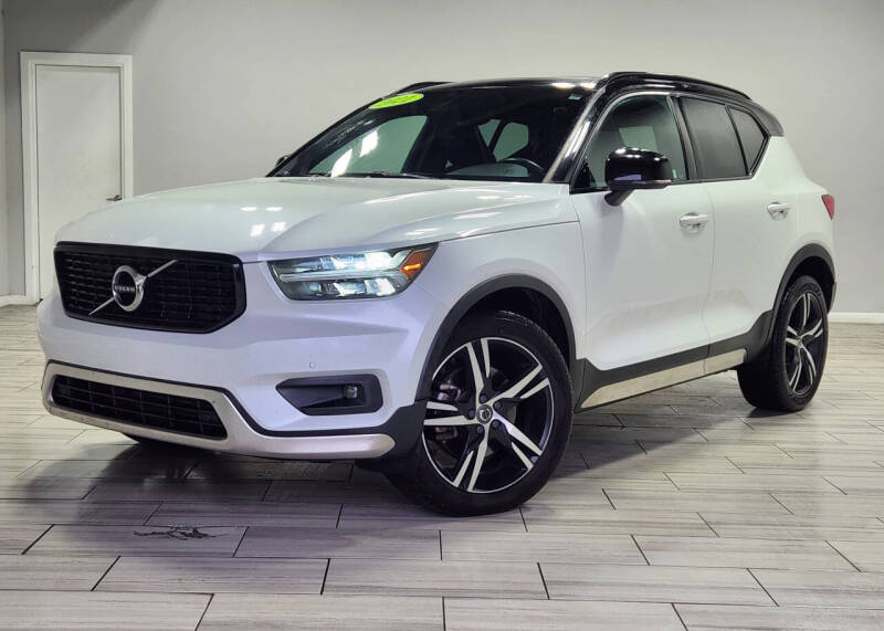 2021 Volvo XC40 T5 R-Design