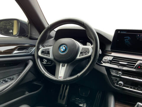 2022 BMW 5 Series 530e