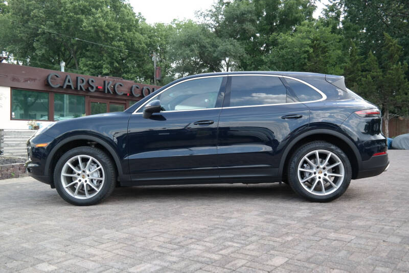 2019 Porsche Cayenne for sale at Cars-KC LLC in Overland Park KS