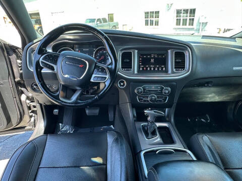 2020 Dodge Charger SXT