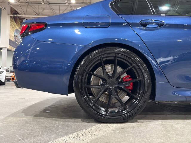 2021 BMW 5 Series M550i xDrive