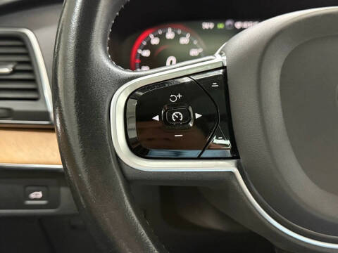 2021 Volvo XC90 T5 Momentum