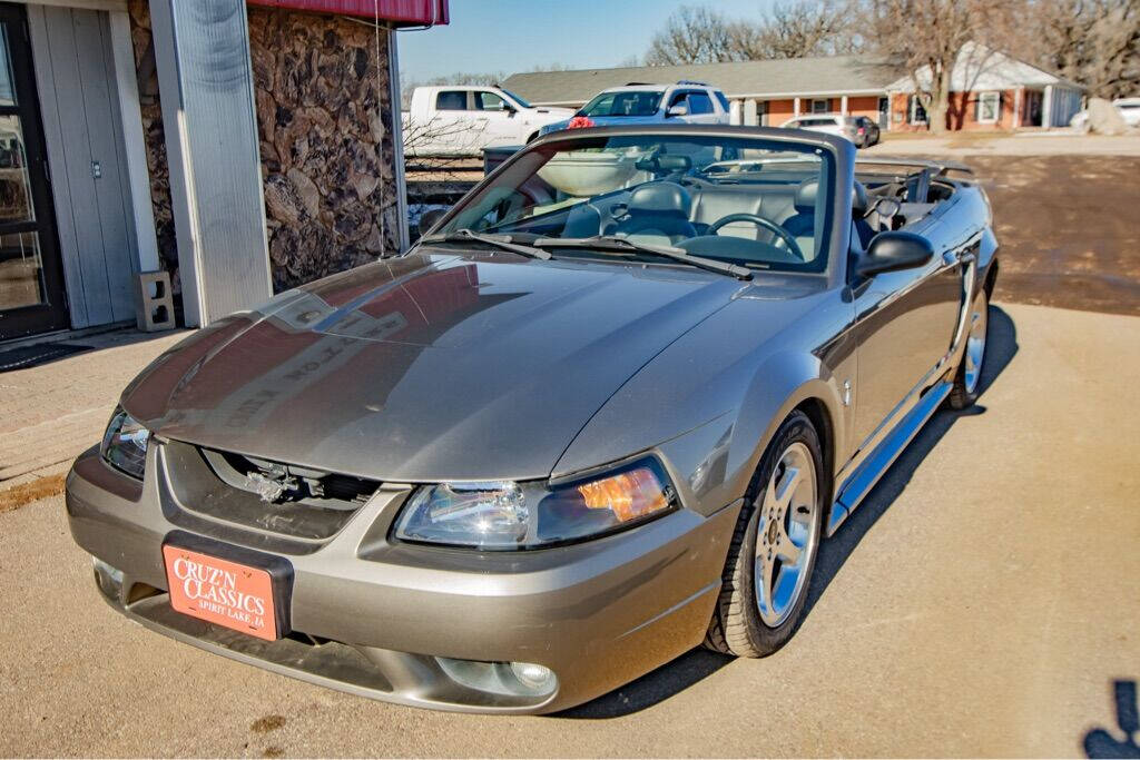 2001 Ford Mustang SVT Cobra 89