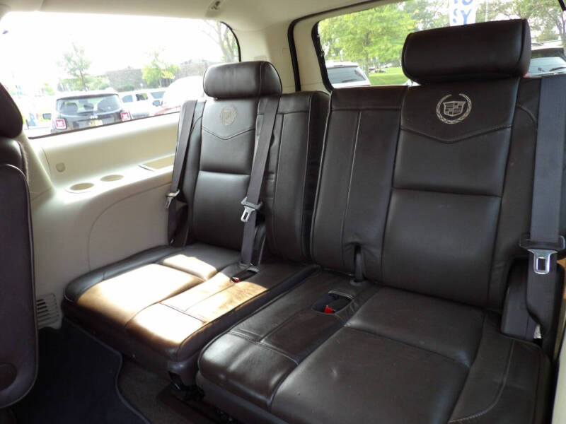 2013 Cadillac Escalade ESV Platinum Edition