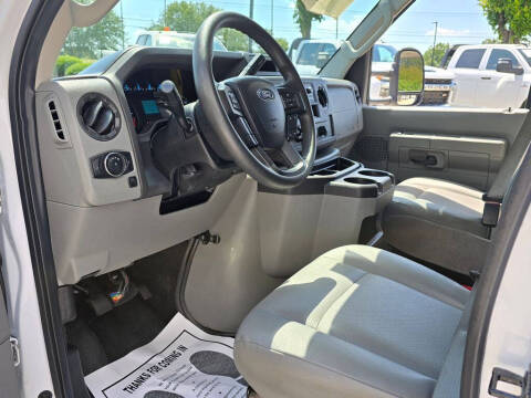 2023 Ford E-Series