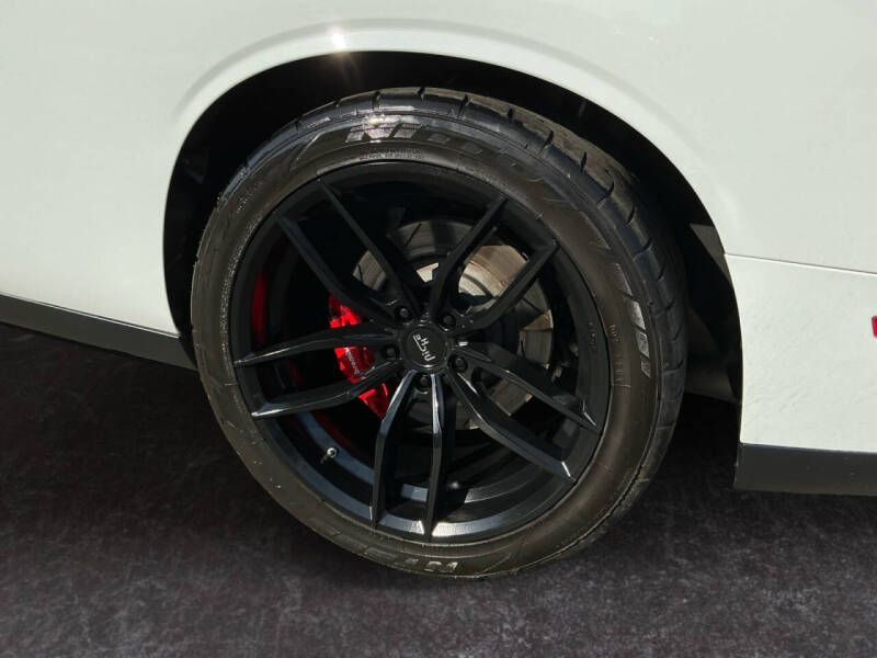 2015 Dodge Challenger SRT Hellcat