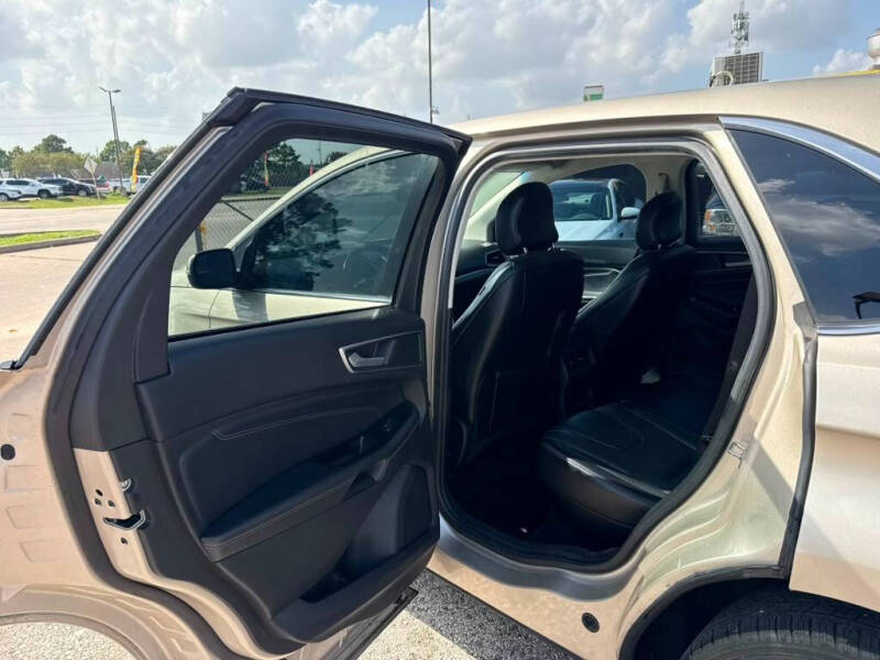 2017 Ford Edge Titanium
