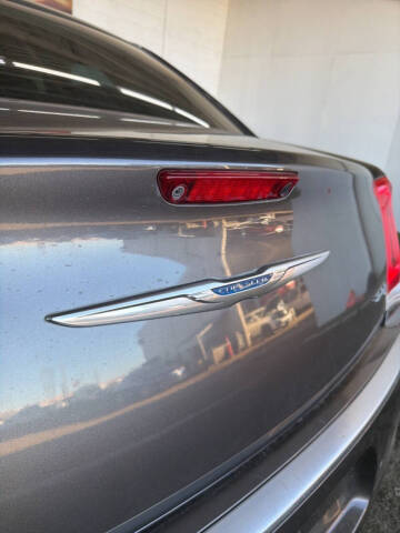 2015 Chrysler 300 C Platinum