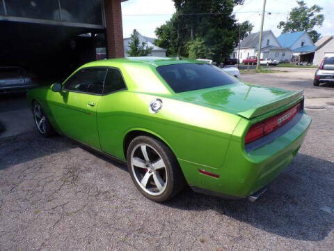 2011 Dodge Challenger SRT8 392