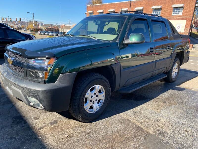 2003 Chevrolet Avalanche for sale at All American Autos in Kingsport TN