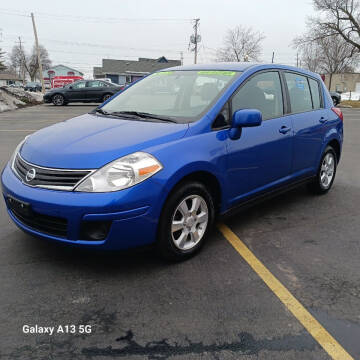 2012 Nissan Versa for sale at Ideal Auto Sales, Inc. in Waukesha WI