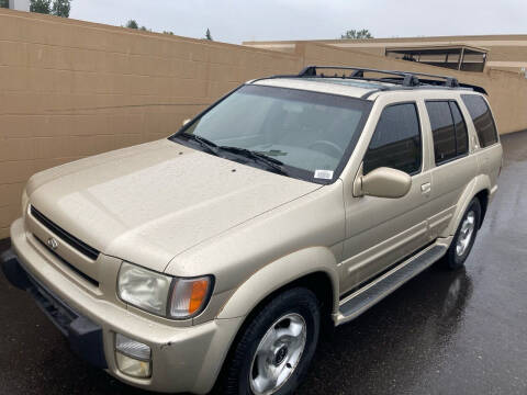 1999 Infiniti QX4 for sale at Blue Line Auto Group in Portland OR