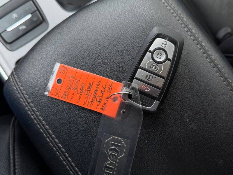 2021 Ford Edge Titanium