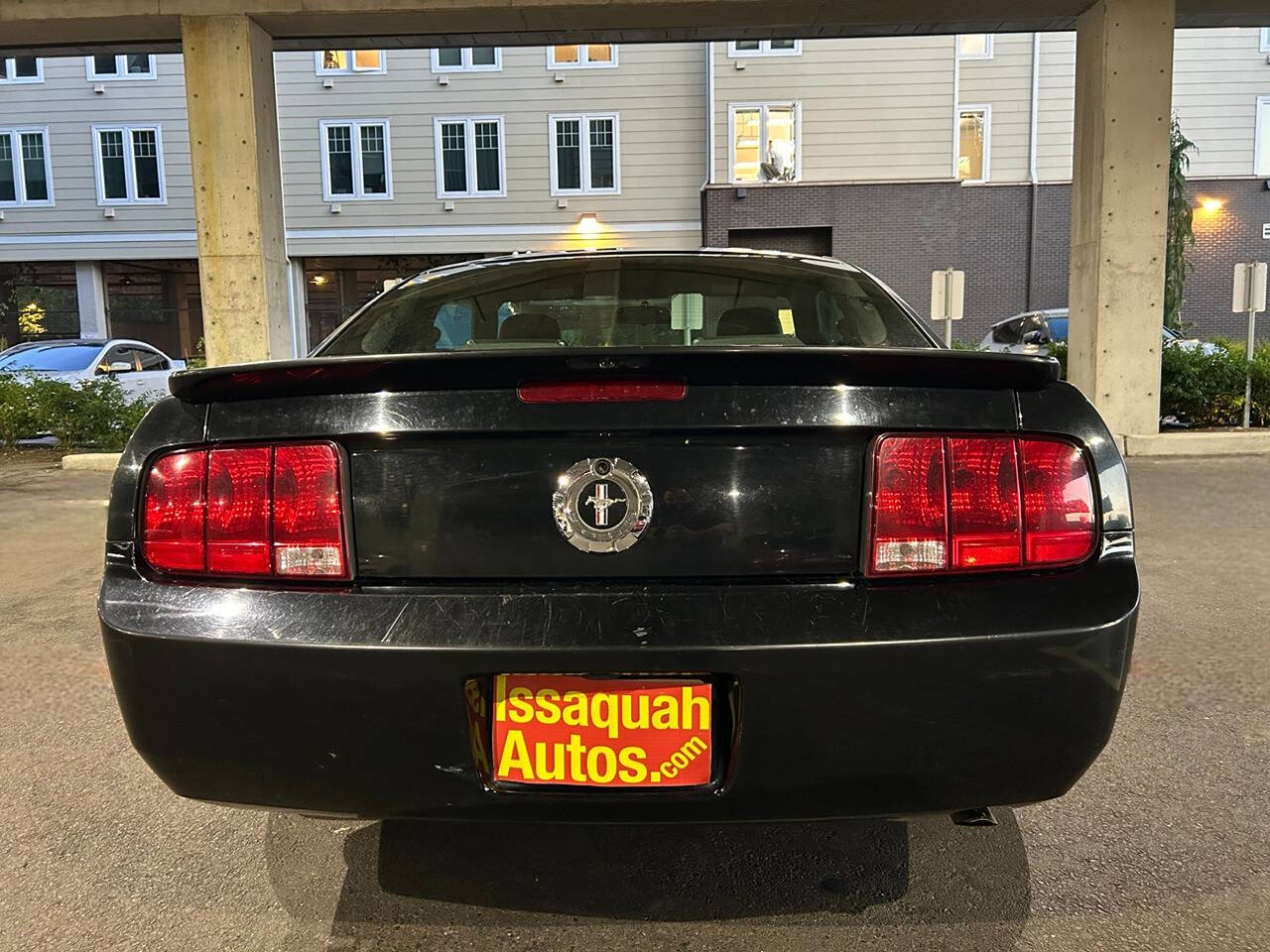 2007 Ford Mustang for sale at Issaquah Autos in Issaquah, WA