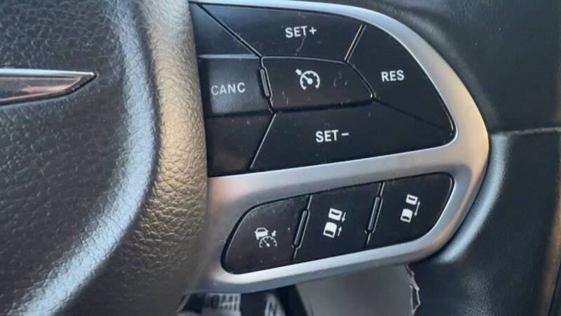 2022 Chrysler Pacifica Hybrid Touring L