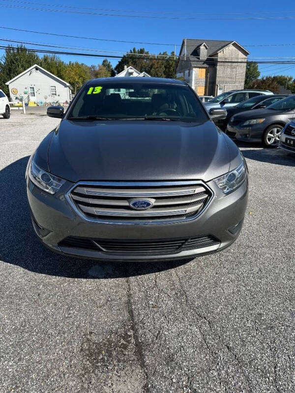 2013 Ford Taurus SEL