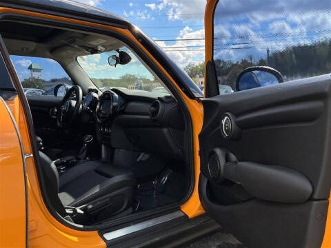 2015 MINI Hardtop 4 Door Cooper